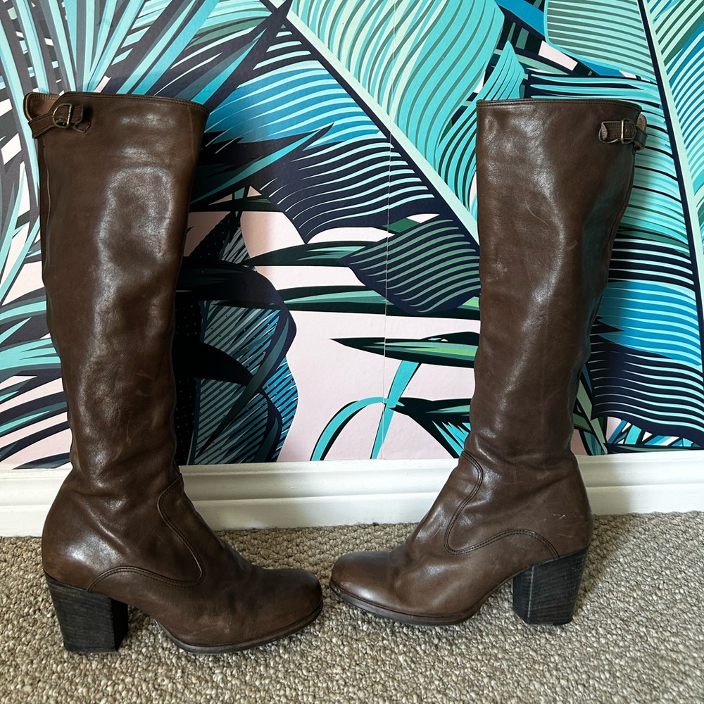 Fiorentini + Baker knee-high leather boots